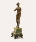 Medici Venus on Onyx Base