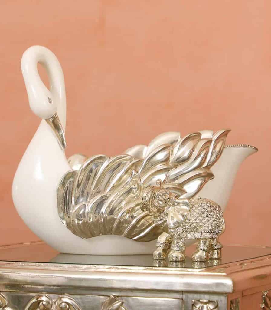 Stunning silver showpieces featuring the Silver Twirled Neck Duck, a symbol of elegance and refined craftsmanship.